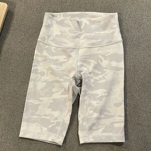 Lululemon biker shorts